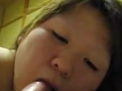 Asian beauty sucks and licks his dick like a popsicle full of fruity flavors. She takes her popsicle and makes sure it doesn’t melt in advance of she is able to taste all of the flavors of cum available in this non-professional blowjob vid .